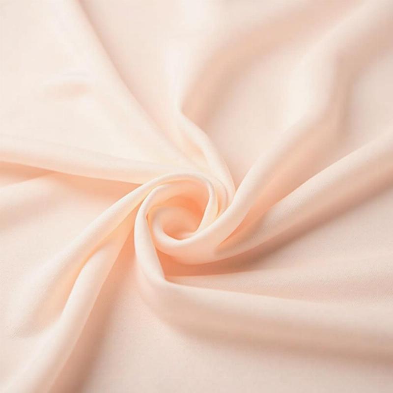 Hình ảnh vải voan lụa mềm mại, mỏng nhẹ, có độ rũ tốt